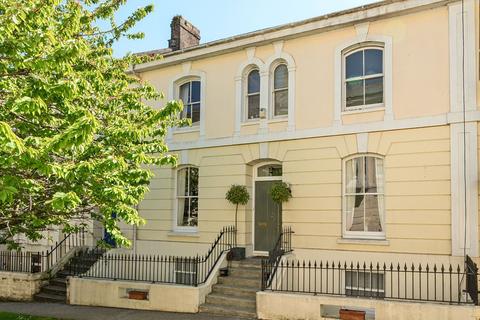 Hoe Gardens, Plymouth PL1 4 bed terraced house for sale