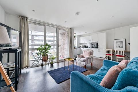Wadeson Street, Bethnal Green... 1 bed flat for sale