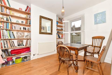 Danesmead Terrace, Margate CT9 3 bed terraced house for sale