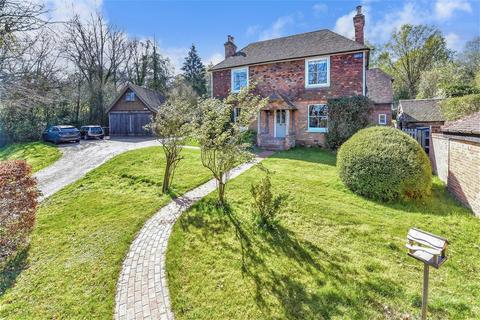 Romford Road, Tunbridge Wells TN2 5 bed detached house for sale