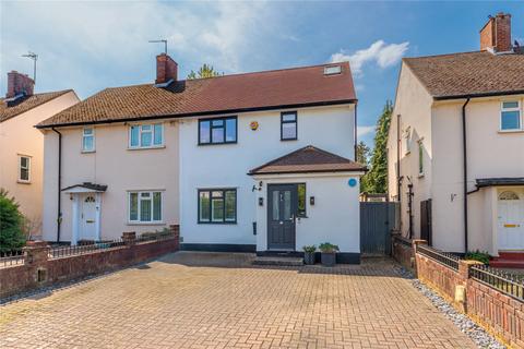 Willow Way, Radlett, Hertfordshire, WD7 4 bed semi