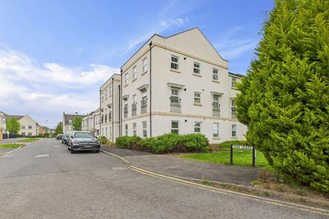 Oak Leaze, Bristol BS34 2 bed flat for sale