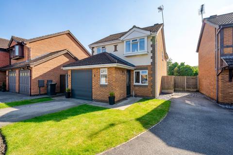 Denefield, Skellingthorpe, Lincoln... 4 bed detached house for sale