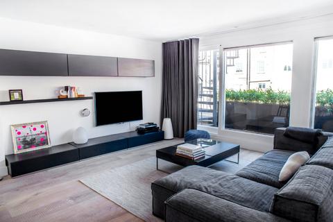 Gloucester Terrace, Bayswater, London 2 bed flat for sale