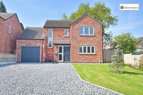 Maisie Way, Stoke