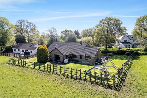 Sheldon, Honiton 3 bed bungalow for sale