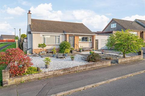 90 Garvock Hill, Dunfermline, KY12 7RN 4 bed detached bungalow for sale