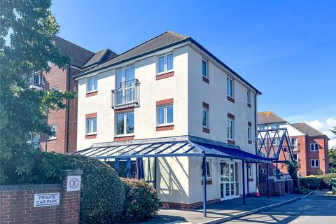Stour Road, Christchurch, Dorset, BH23 2 bed apartment for sale