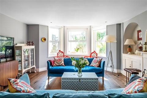Mount Ephraim, Tunbridge Wells, Kent... 2 bed apartment for sale