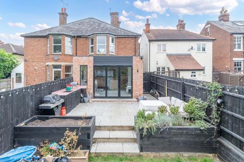 Cardigan Street, Newmarket CB8 3 bed semi