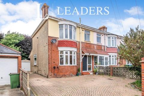 Birdwood Grove, Fareham, Hampshire 3 bed end of terrace house for sale