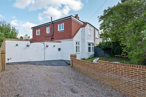 5 bedroom semi-detached house for sale
