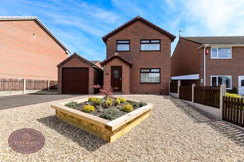 Acer Close, Pinxton, Nottingham, NG16 3 bed detached house for sale