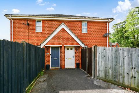 Basingfield Close, Basingstoke RG24 1 bed house for sale