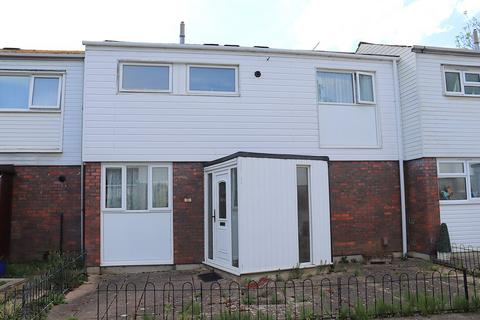 Bracklesham Close, FARNBOROUGH GU14 3 bed terraced house for sale