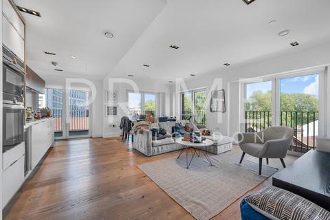 Keybridge House, 2 Exchange Gardens... 2 bed apartment for sale
