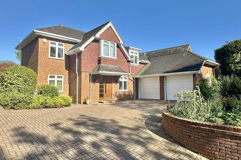 Belmore Lane, Lymington SO41 4 bed detached house for sale