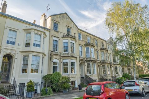 Clarence Square, Gloucestershire GL50 2 bed apartment for sale