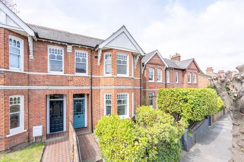 St. Pauls Road, Chichester 3 bed semi