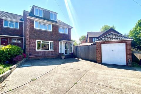 The Drive, Fareham PO16 5 bed end of terrace house for sale