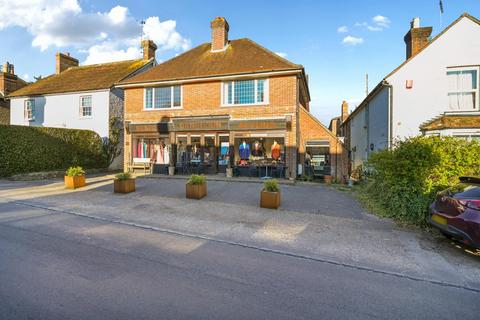 High Street, Ardingly 3 bed detached house for sale