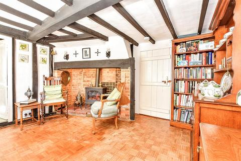 Church Cottages, Ashford TN27 2 bed character property for sale