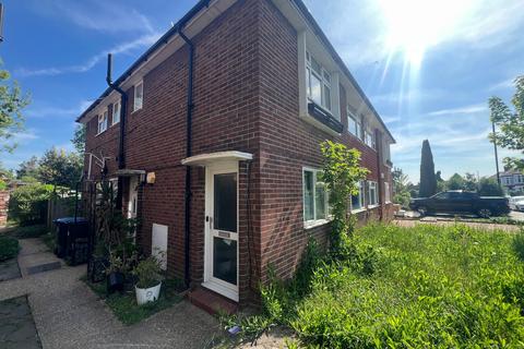 Hazelwood House, New River Crescent... 2 bed maisonette for sale