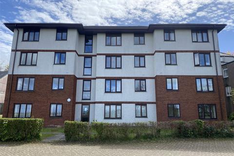 Prouts Court, Launceston, Cornwall, PL15 2 bed apartment for sale
