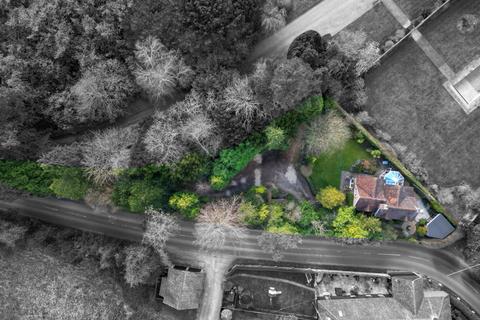 Kingshill Road, High Wycombe HP15 3 bed detached house for sale