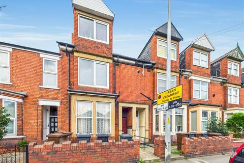 Newark Road, Lincoln 3 bed townhouse for sale