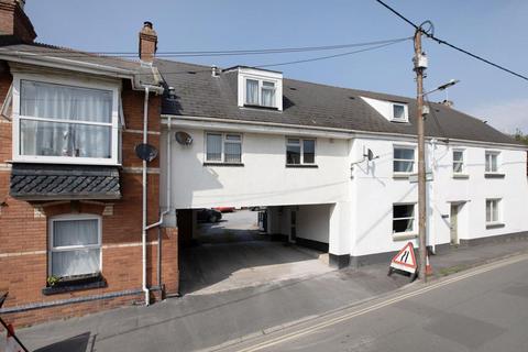 Howard Close, Dawlish EX7 2 bed coach house for sale