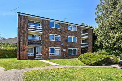 The Elms, Andover 2 bed flat for sale