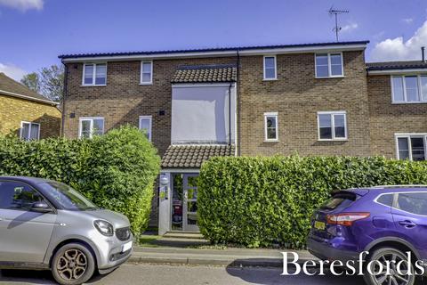 Rose Valley, Brentwood, CM14 2 bed apartment for sale