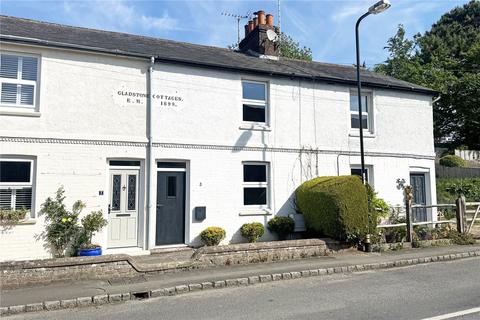 Water Lane, Angmering, West Sussex 2 bed terraced house for sale