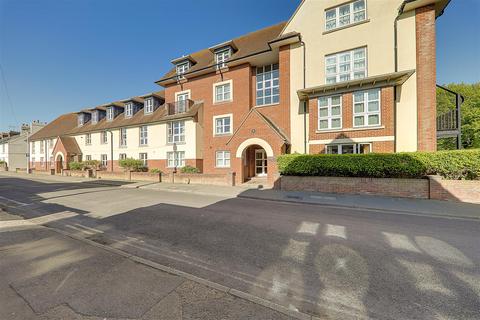 Park Road, Worthing, BN11 2 bed flat for sale