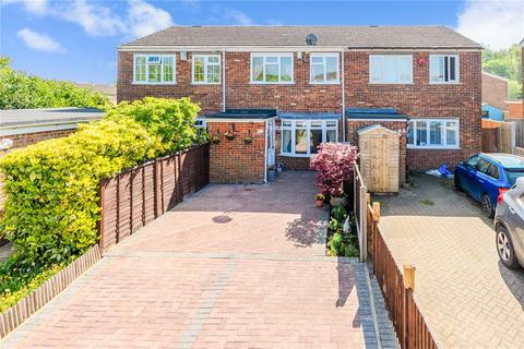 Hall Road, Chatham ME5 3 bed terraced house for sale