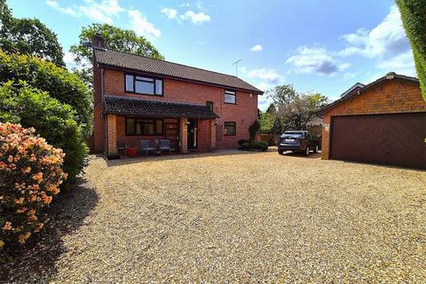 Lyndhurst Road, Ashurst, Southampton... 4 bed detached house for sale
