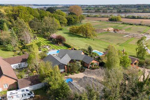 29 Sandy Lane, Woodbridge IP12 4 bed detached bungalow for sale