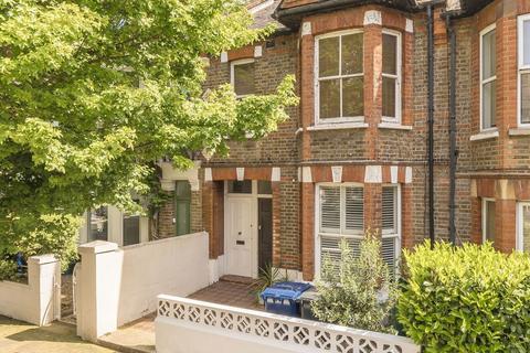 Brouncker Road, London W3 2 bed flat for sale