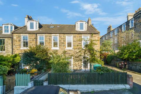 11 Cochrane Place, Leith Links... 1 bed flat for sale
