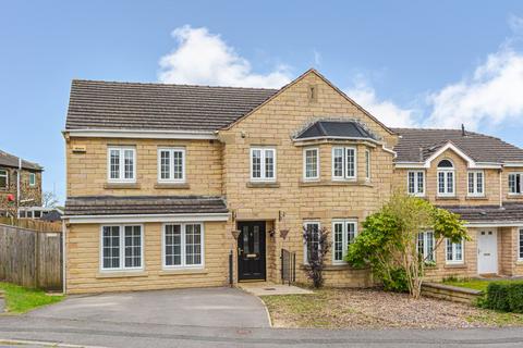 College Avenue, Huddersfield, HD3 5 bed detached house for sale