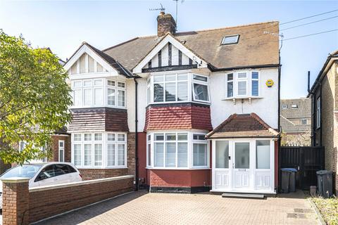 Gloucester Gardens, Cockfosters, EN4 4 bed semi
