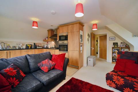 Colborne Way, Worcester Park, KT4 1 bed apartment for sale