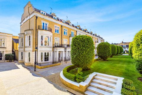 Wycombe Square, London W8 6 bed house for sale