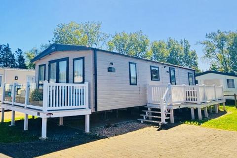 Rockley Park, Sunset View, Hamworthy... 2 bed park home for sale