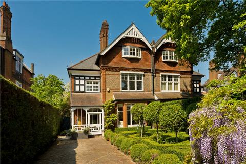 4 bedroom semi-detached house for sale