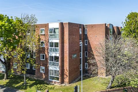 Laurier Court, Northcourt Road... 2 bed flat for sale