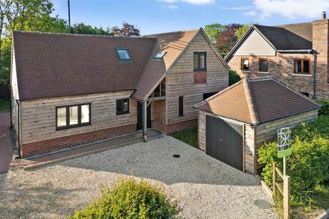 Merriman Close, Worcester WR7 3 bed detached house for sale
