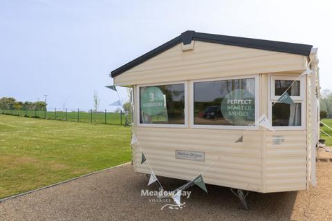 Golden Leas Holiday Park 3 bed park home for sale