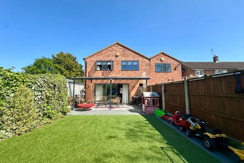 Kenilworth Close, Borehamwood, WD6 4 bed house for sale